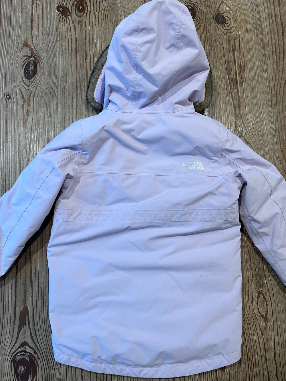 The North Face Lilac Hooded Insulated Kids Puffer Coat with Faux-Fur Trim - Picture 5 of 5